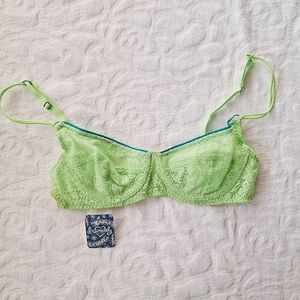 Free People Intimately Lace Underwire Bra New 34B